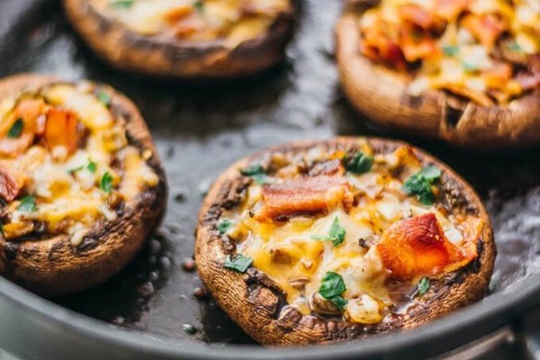 Baked Mushrooms With Cheese