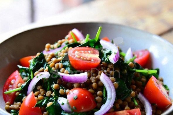 Spinach Salad With Lentils