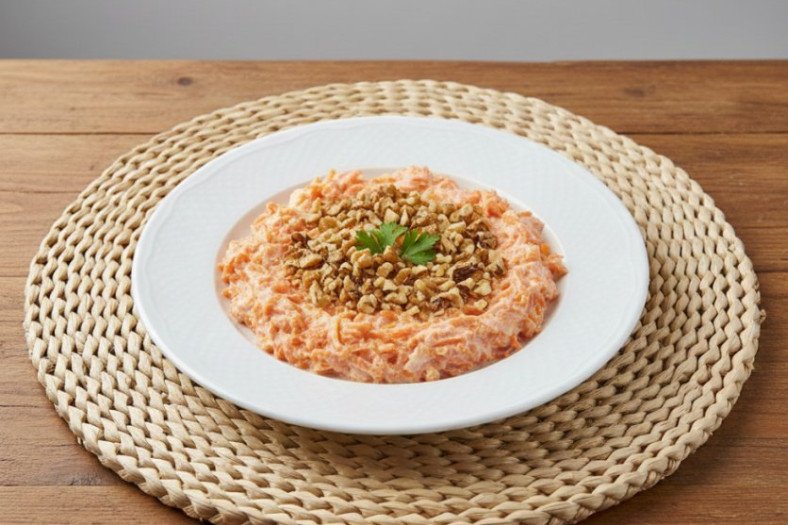 Cevizli Havuç Tarator