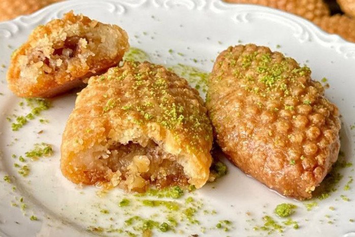 Kalburabastı Tatlısı