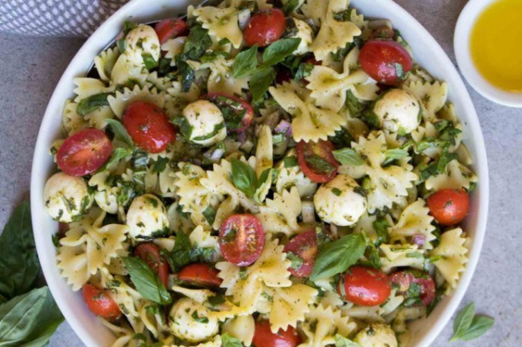 Greek -style Pasta Salad Greek -style Pasta Salad
