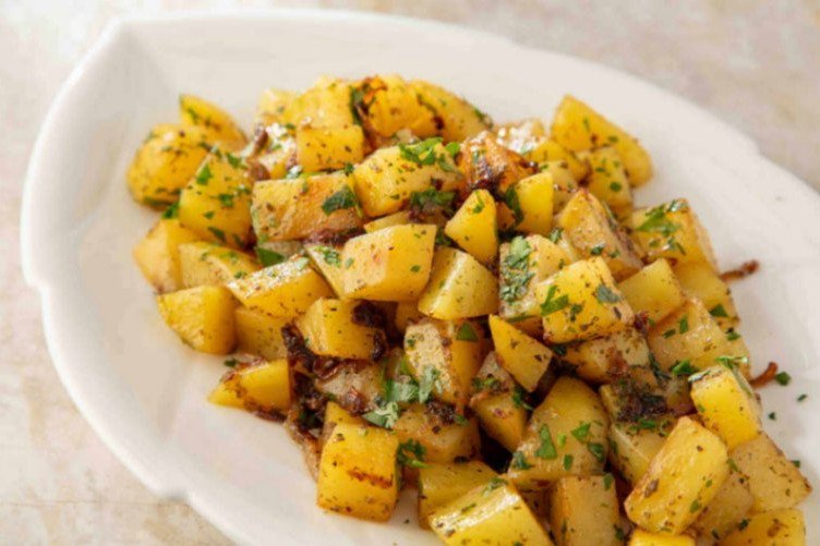 Klasik Patates Salatası