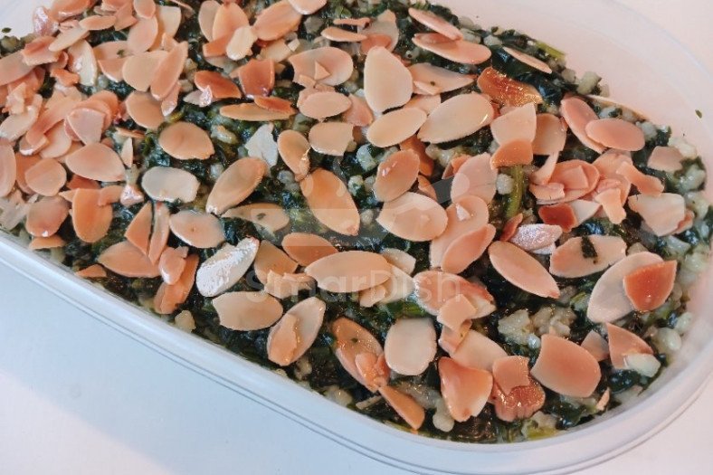 Roasted Spinach With Almonds